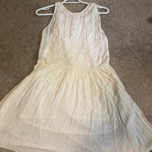 Forever 21 White Dress Size Small - Picture 2 of 5